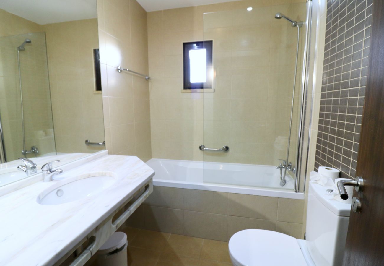 Apart-hotel em Albufeira - Bellavista Jardim _ Apartamento T3 Premium Vista Mar