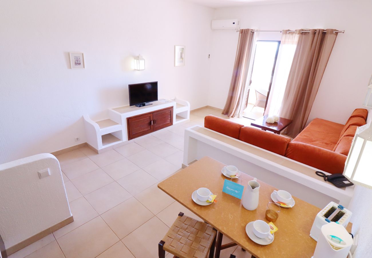 Apart-hotel em Albufeira - Bellavista Jardim _ Apartamento T1 Premium Vista Mar