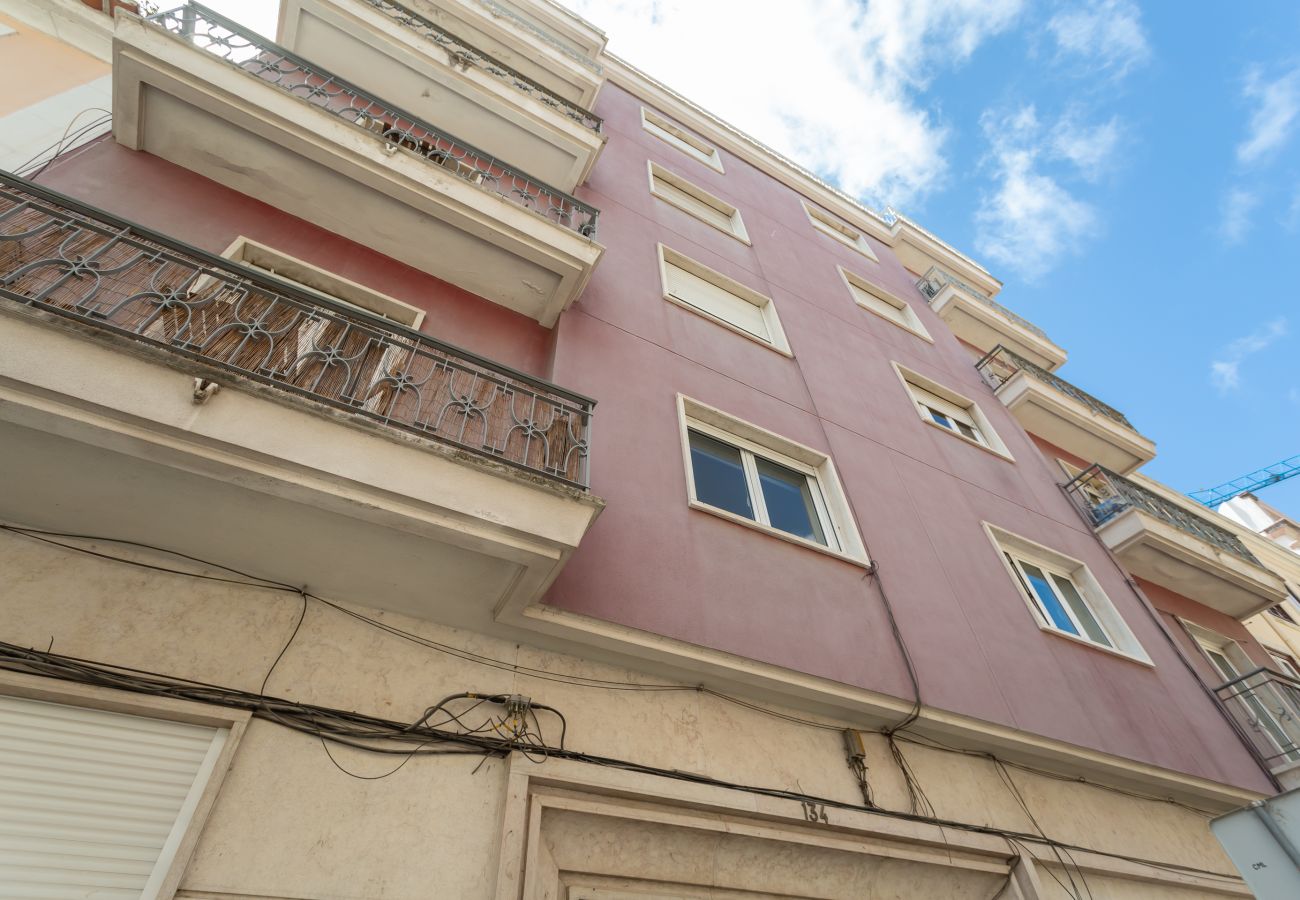 Apartamento em Lisboa - BeGuest Alegria Apartment