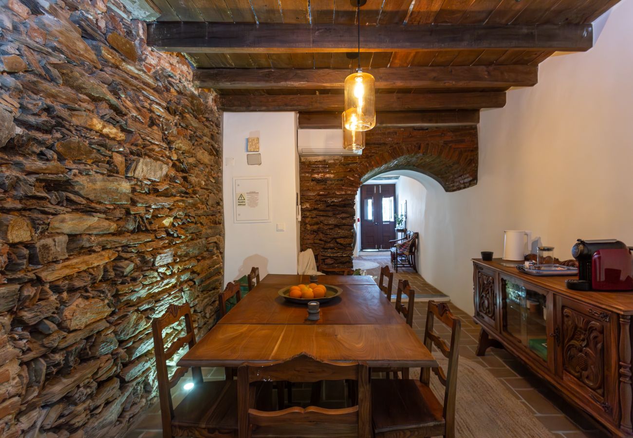 Casa em Reguengos de Monsaraz - BeGuest Casa Monsaraz Suite 1