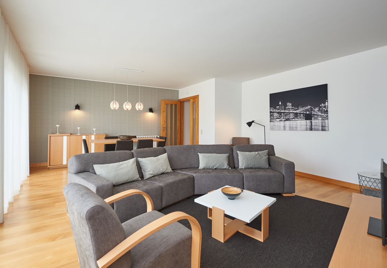 Apartment in Algés - BeGuest T2 Lisbon Premium Suite 22A 