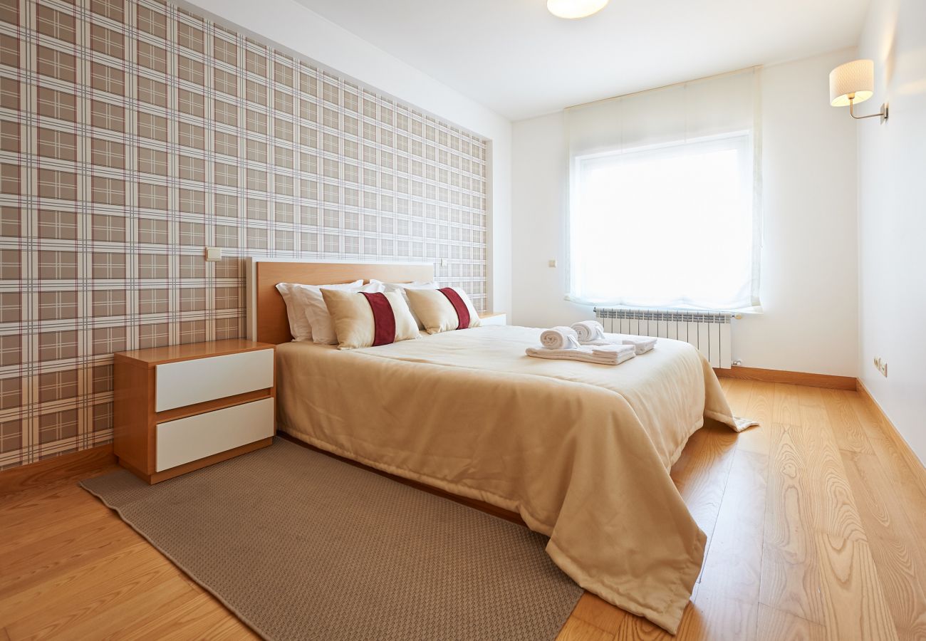 Apartment in Lisbon - BeGuest T4 Lisbon Premium Suites 8pax