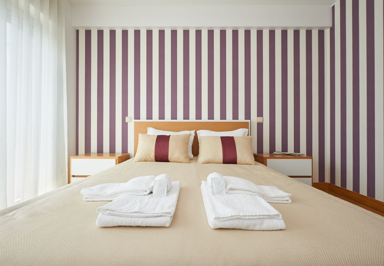 Apartment in Lisbon - BeGuest T4 Lisbon Premium Suites 8pax