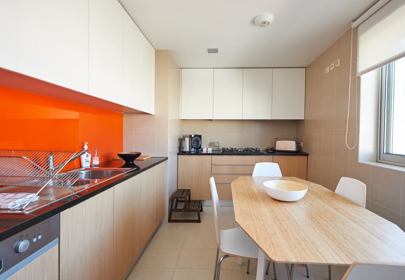 Apartment in Lisbon - BeGuest Restelo Plaza Suite 73B