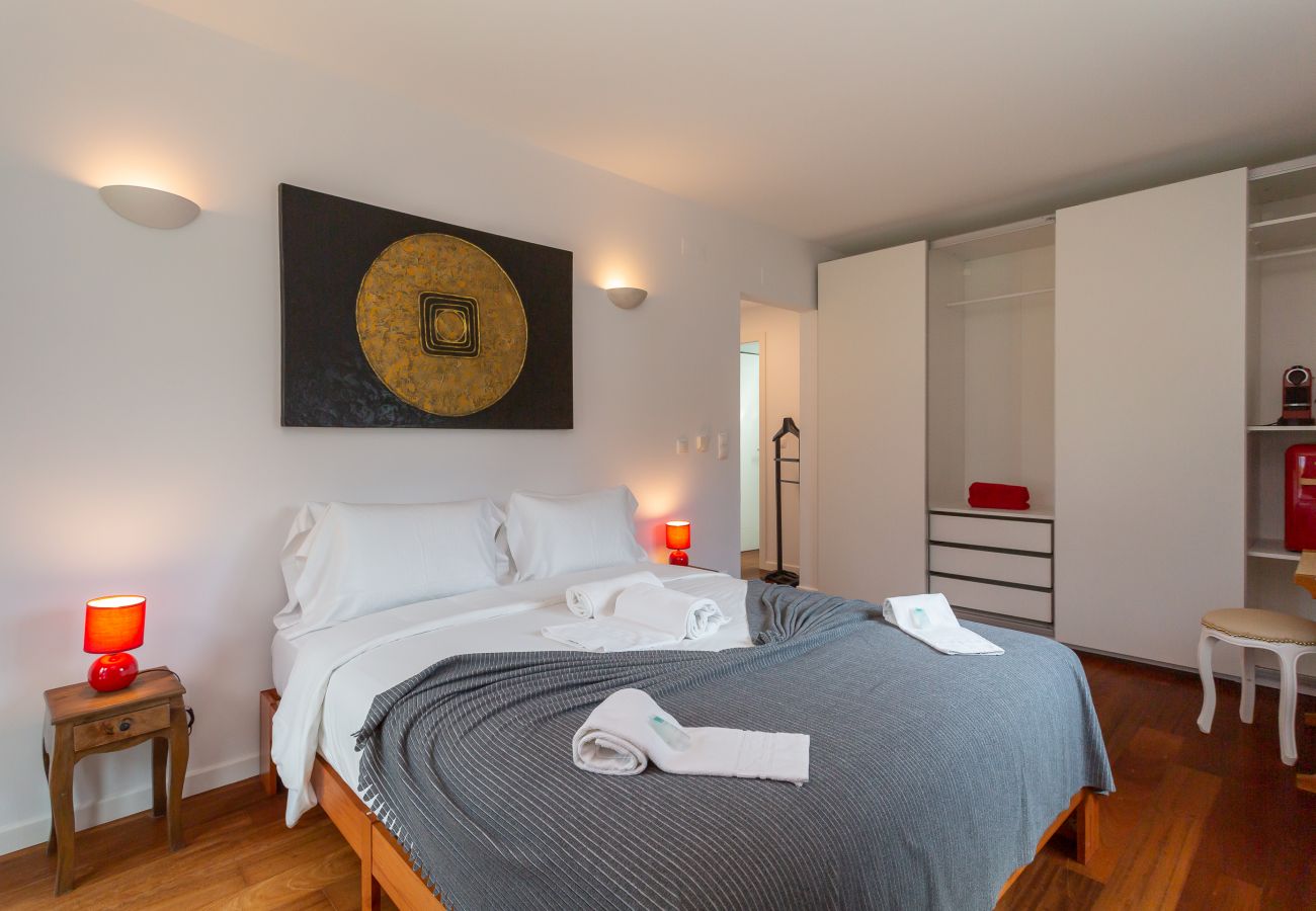 Rent by room in Ulgueira - BeGuest SunRoca Suite 1